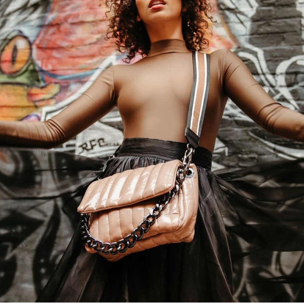 THINK ROYLN Puffer Bag inNude
Patent & luxe hard gunmetal chain detachable strap